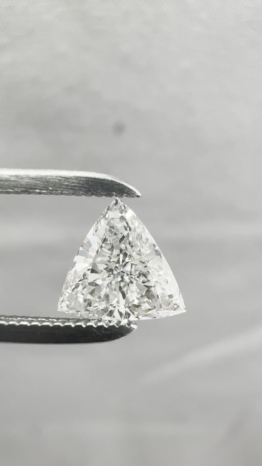 0.52 ct Triangular Diamond
