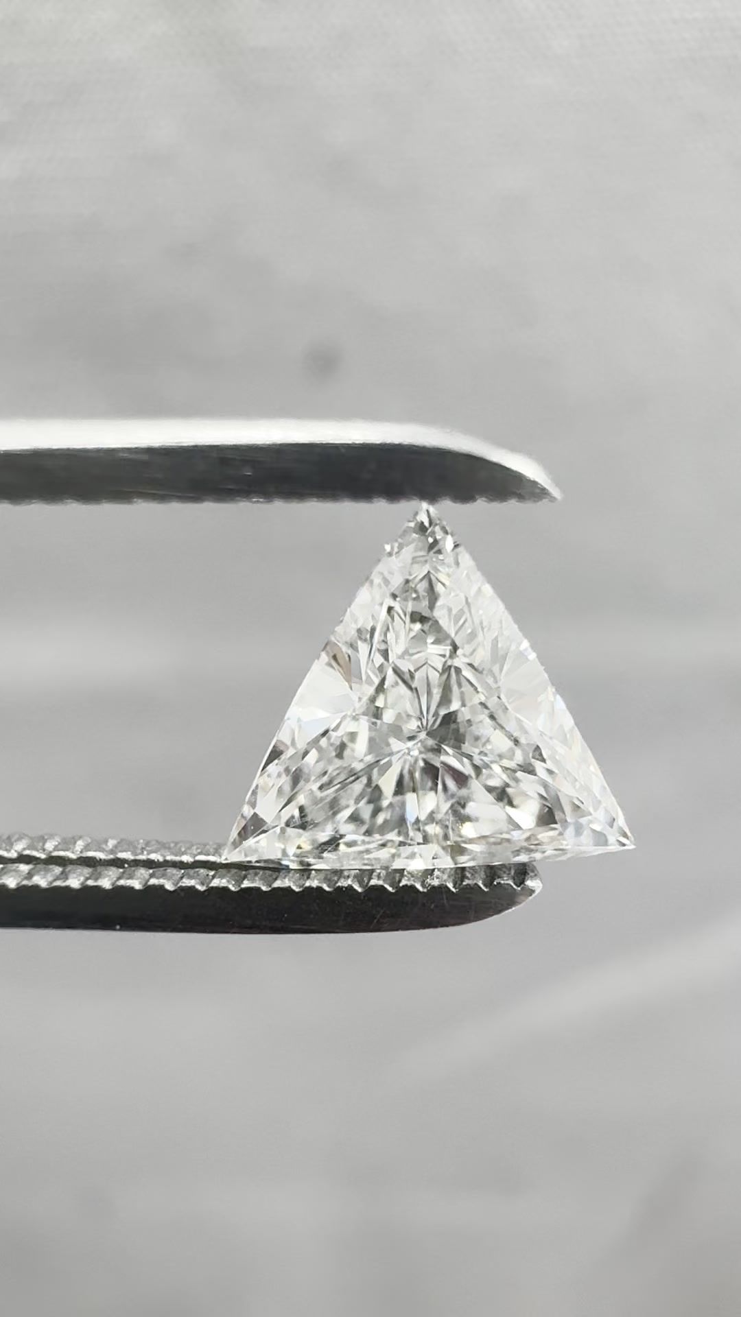0.52 ct Triangular Diamond