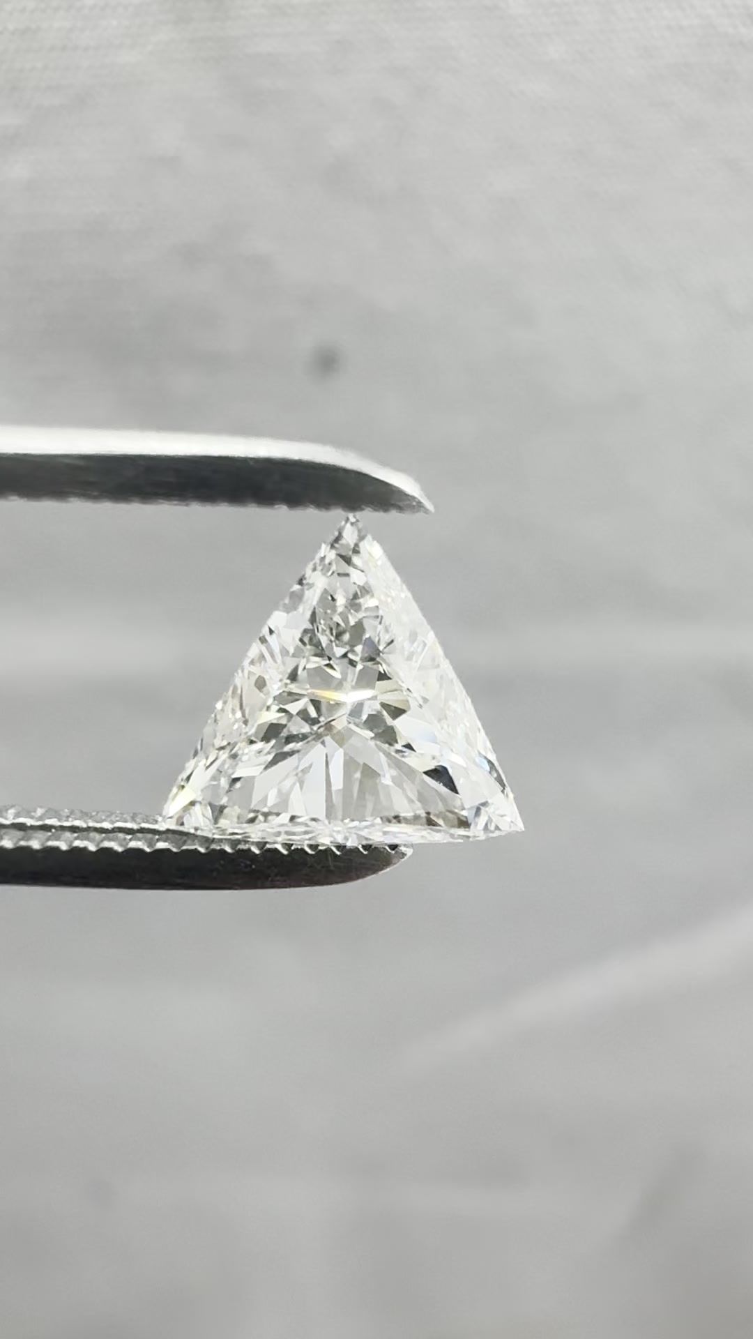 0.52 ct Triangular Diamond