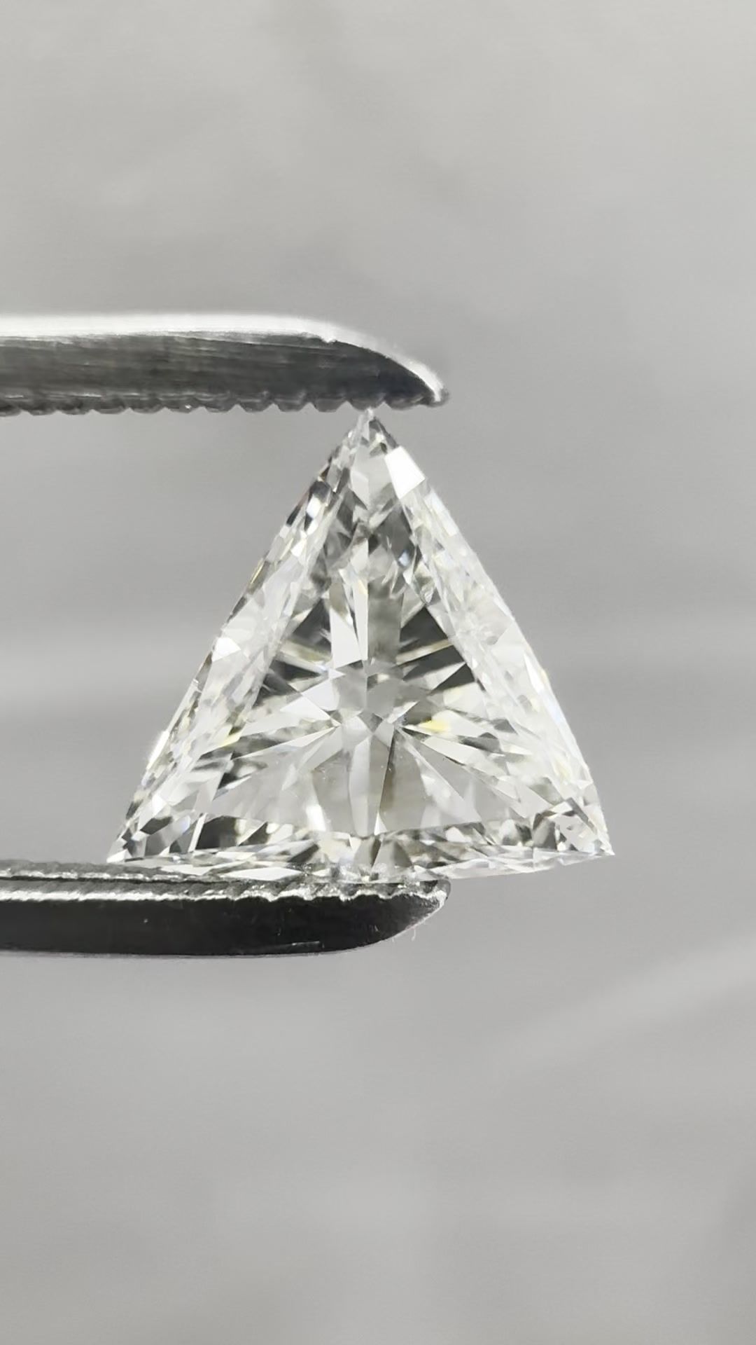 0.52 ct Triangular Diamond