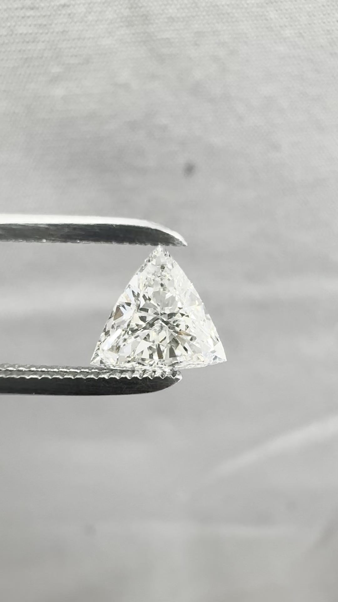 0.52 ct Triangular Diamond