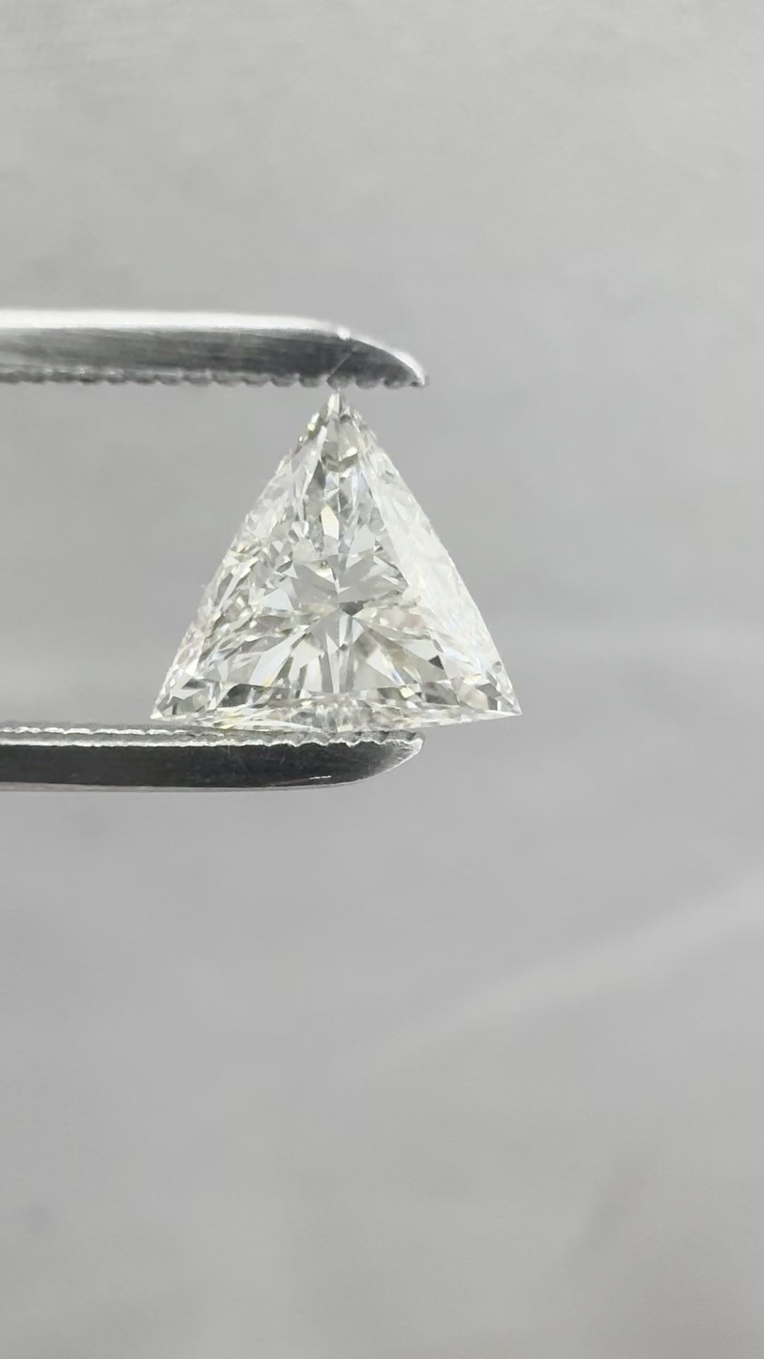 0.52 ct Triangular Diamond