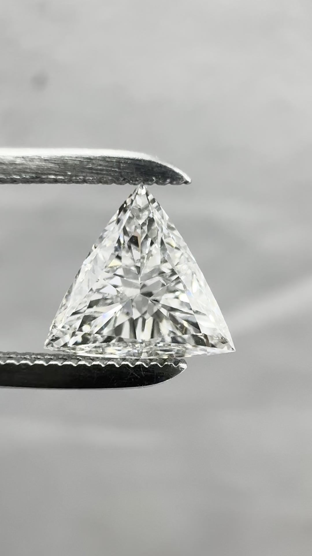 0.54 ct Triangular Diamond