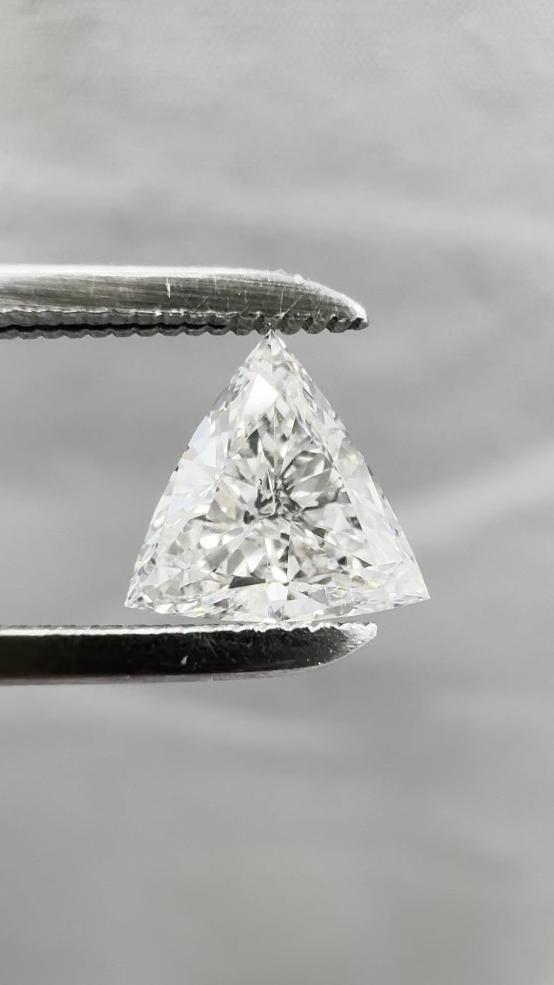 0.51 ct Triangular Diamond