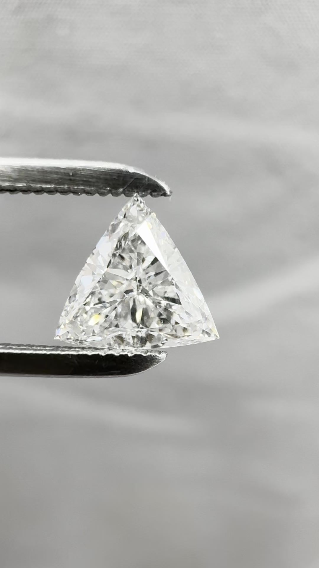 0.51 ct Triangular Diamond