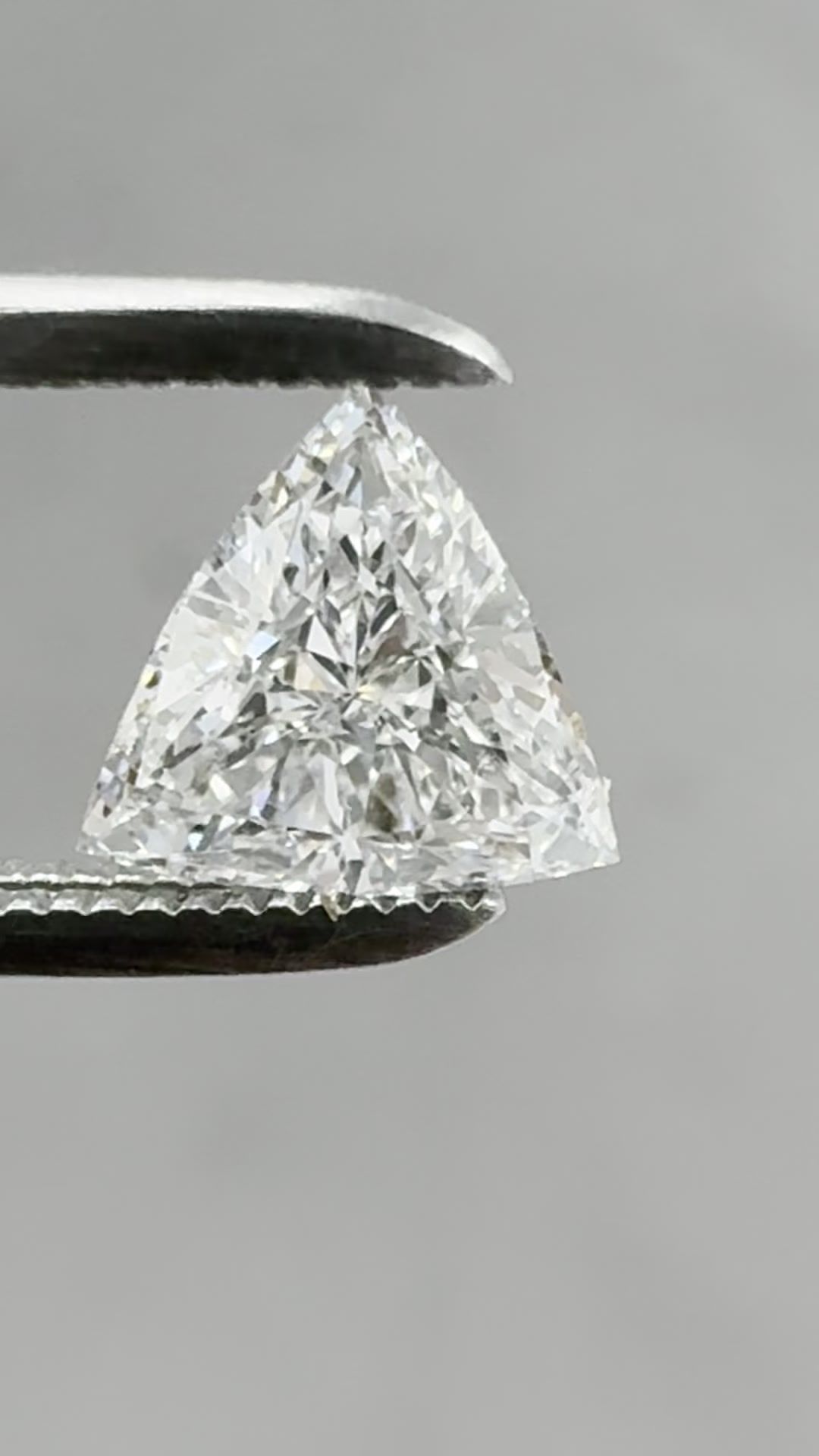 0.61 ct Triangular Diamond