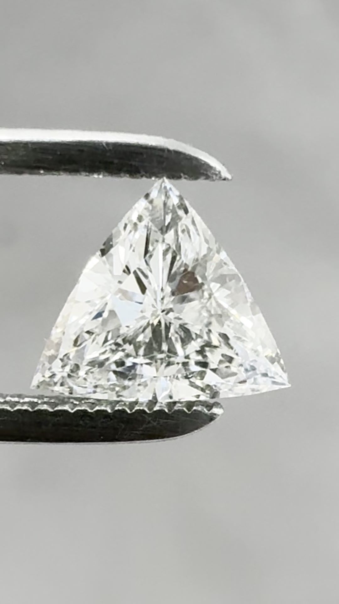 0.61 ct Triangular Diamond