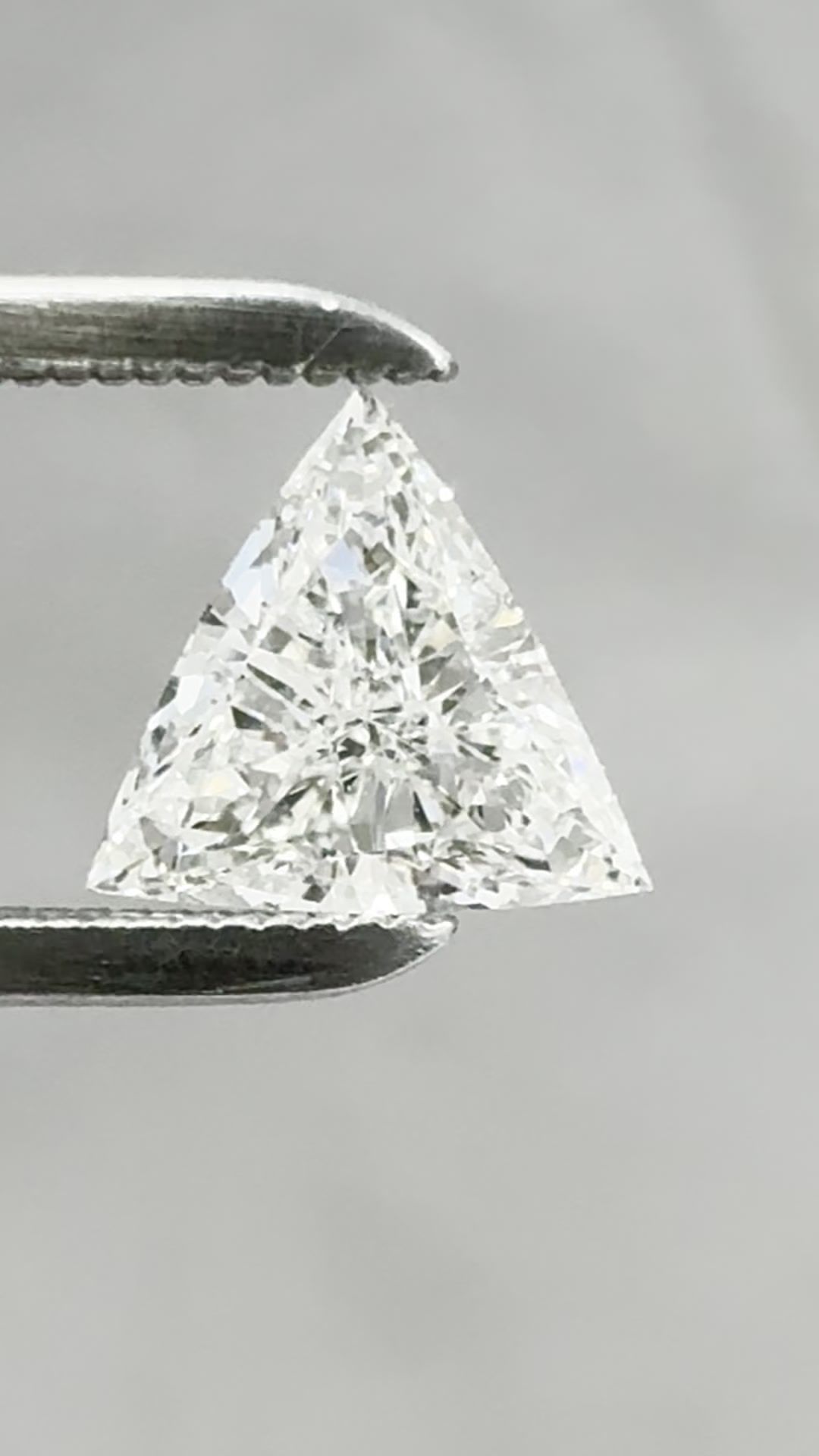 0.61 ct Triangular Diamond