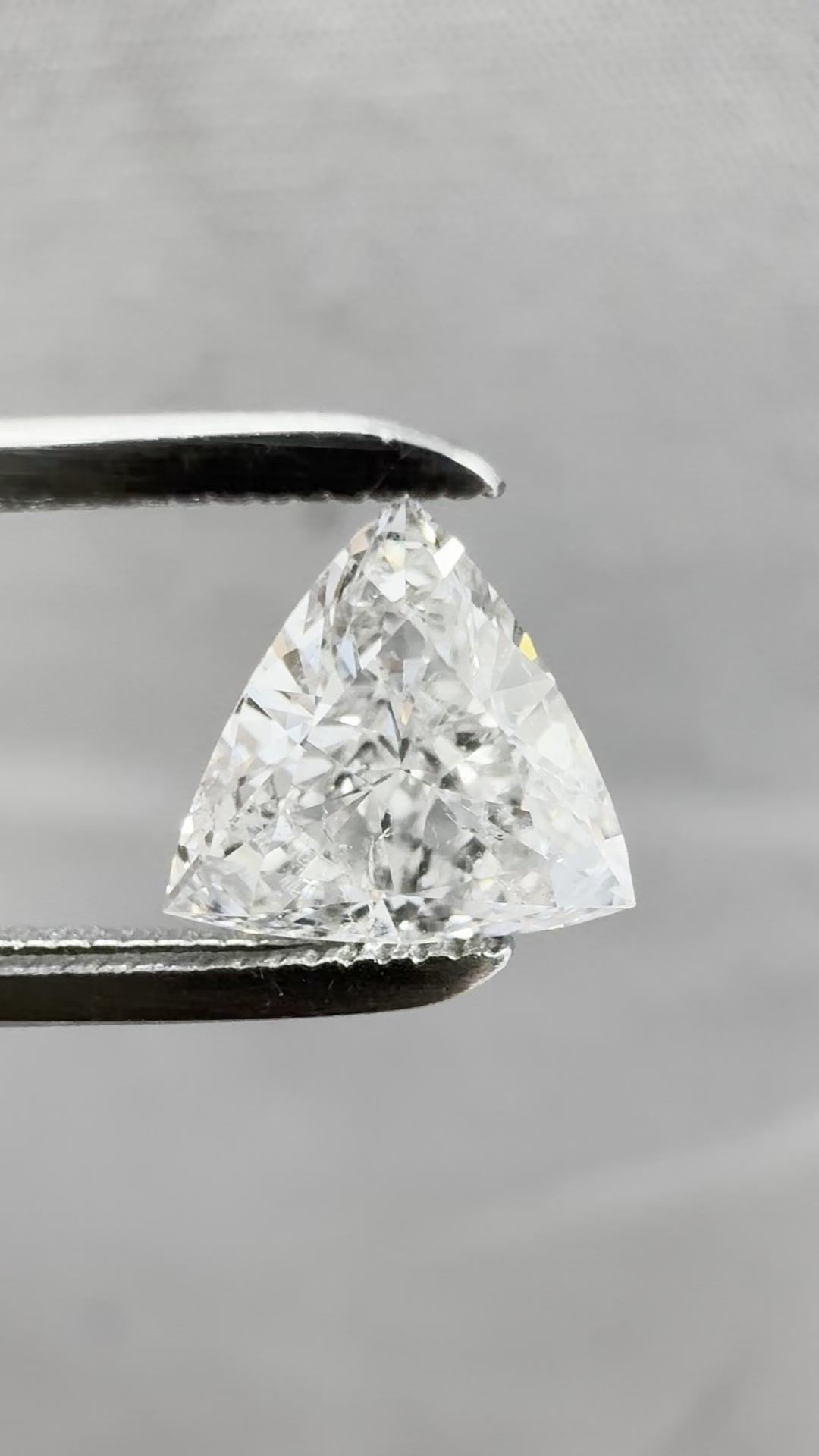0.71 ct Triangular Diamond