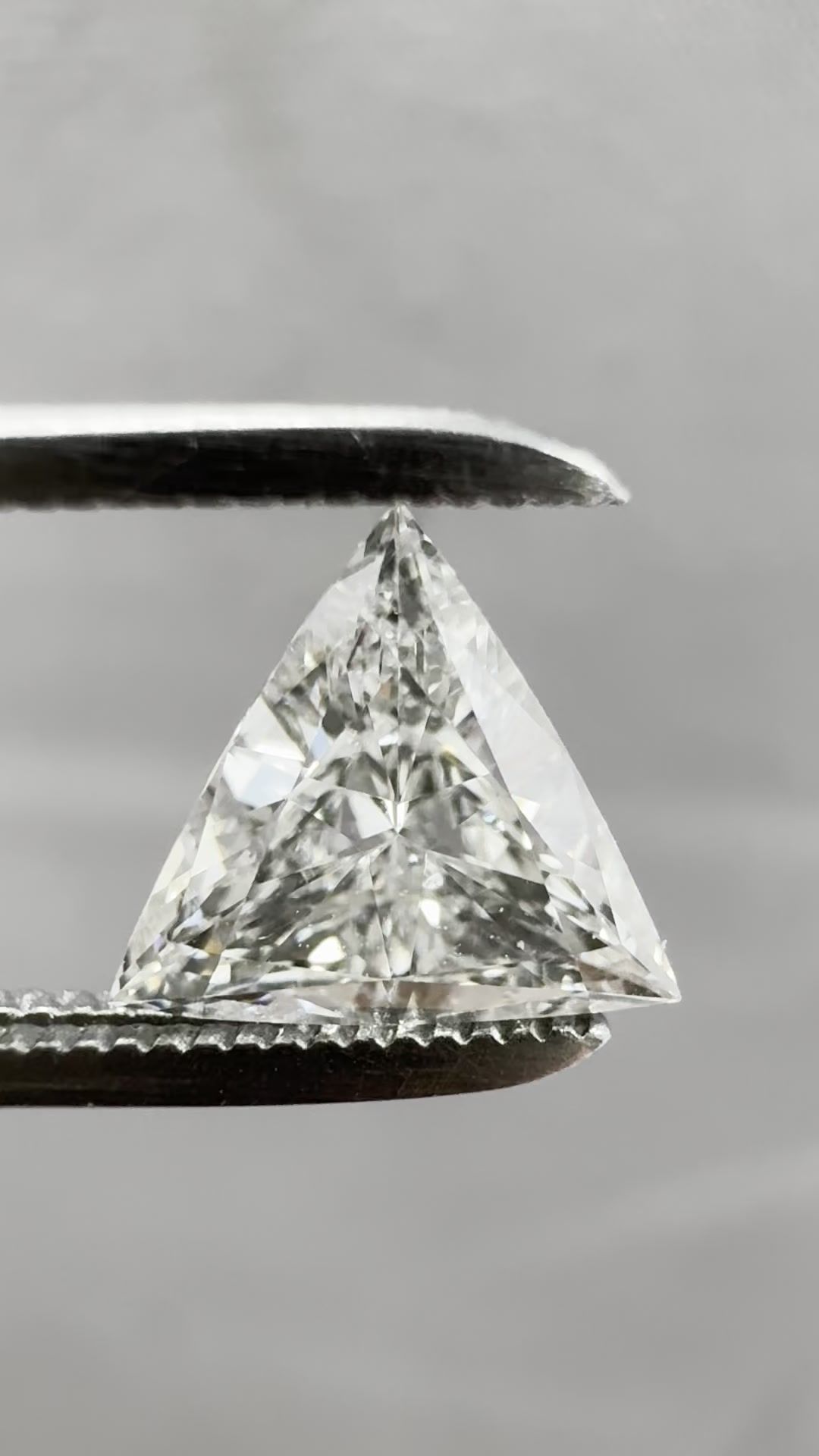 0.71 ct Triangular Diamond