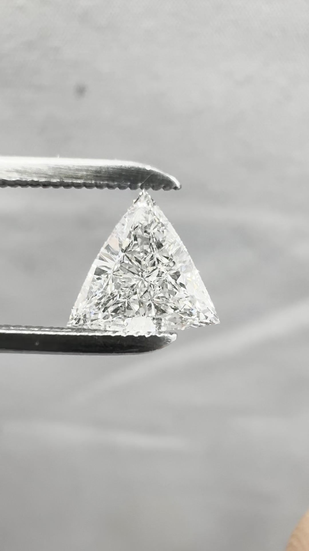 0.57 ct Triangular Diamond
