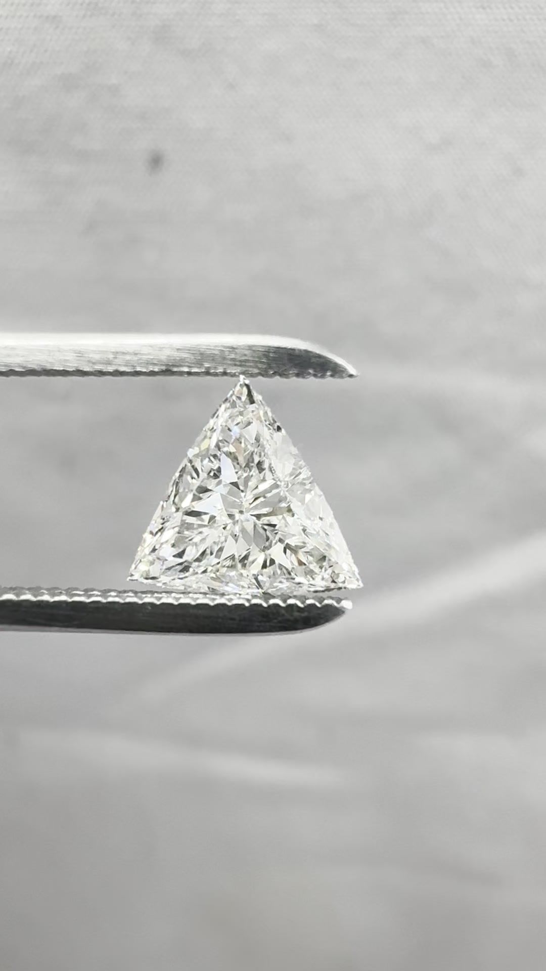 0.58 ct Triangular Diamond