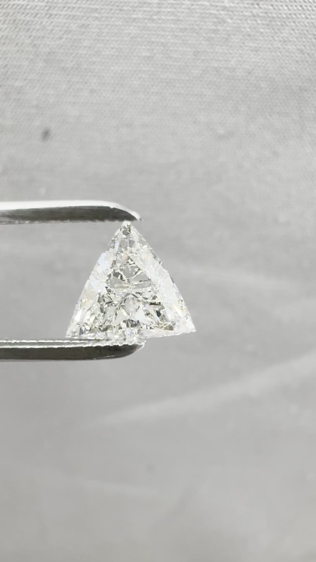 0.73 ct Triangular Diamond