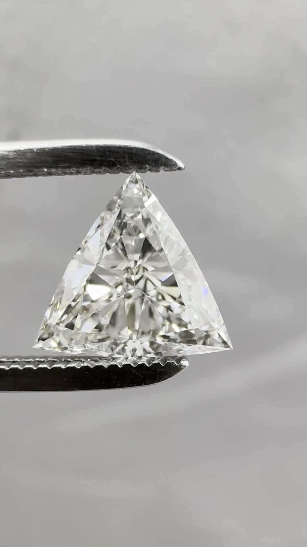 0.75 ct Triangular Diamond