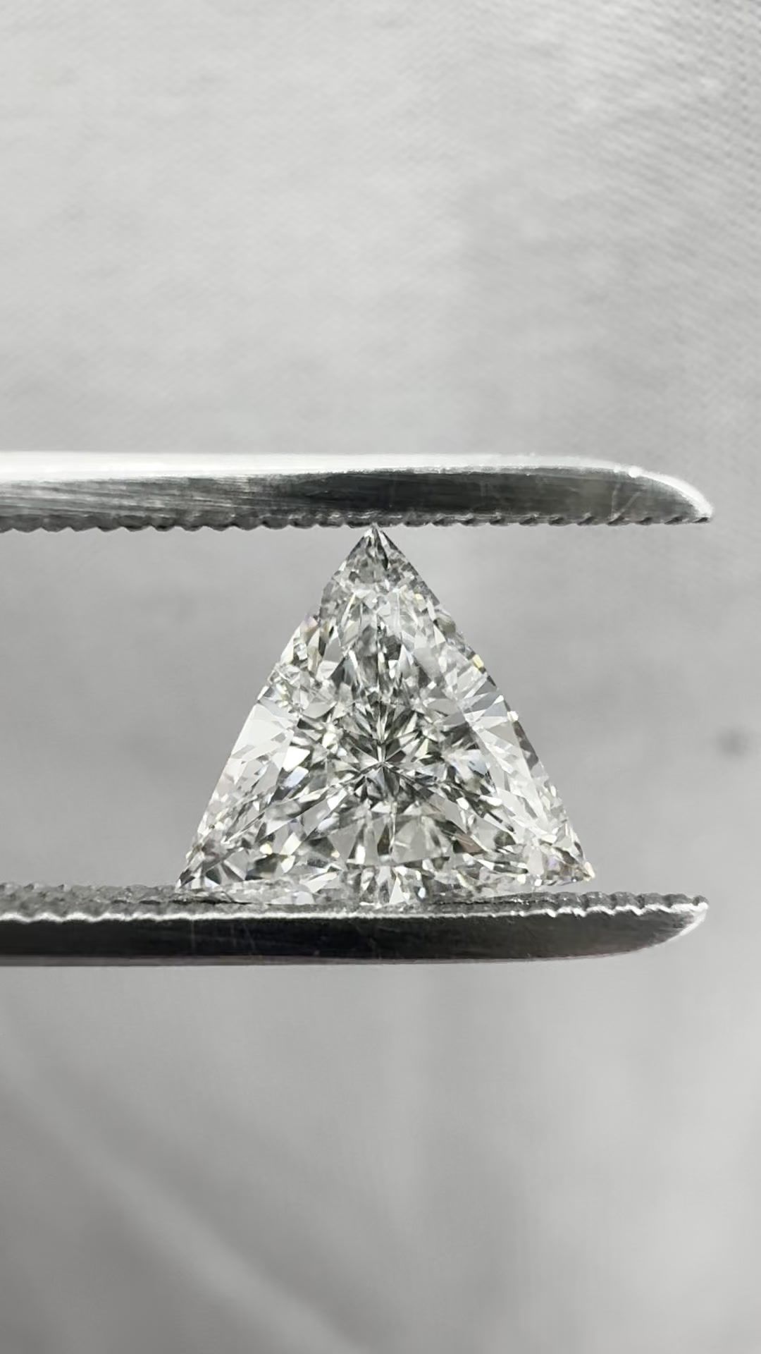 0.76 ct Triangular Diamond
