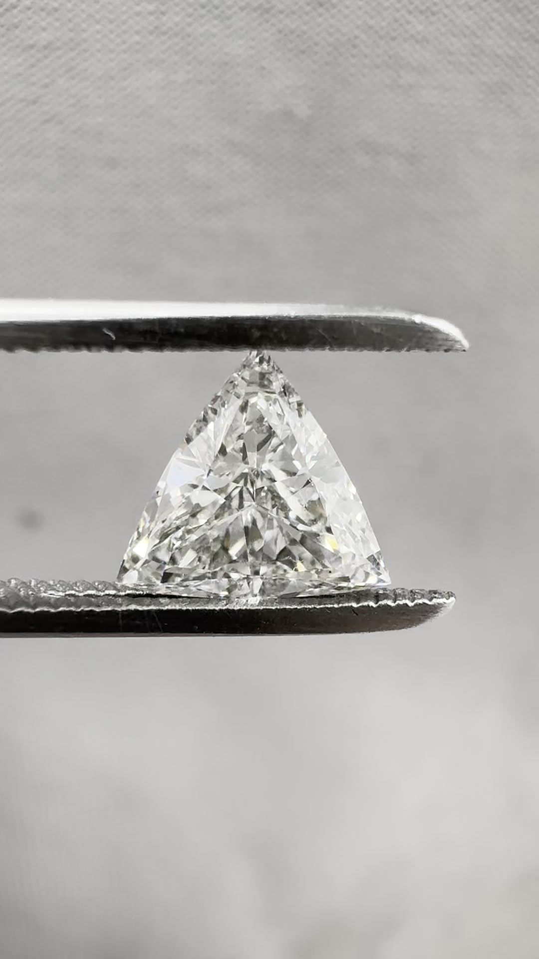 0.8 ct Triangular Diamond