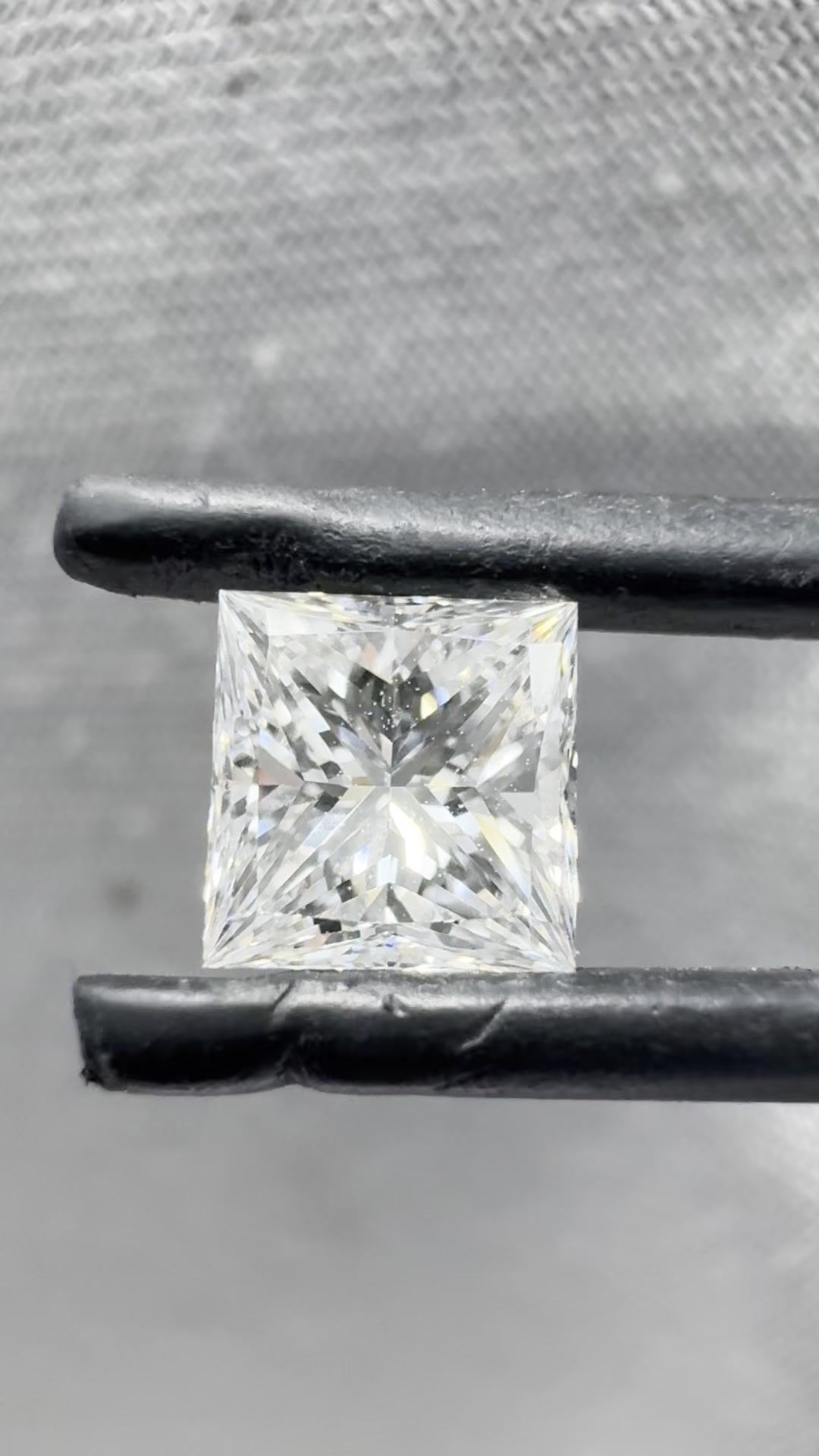 1.00 Carat