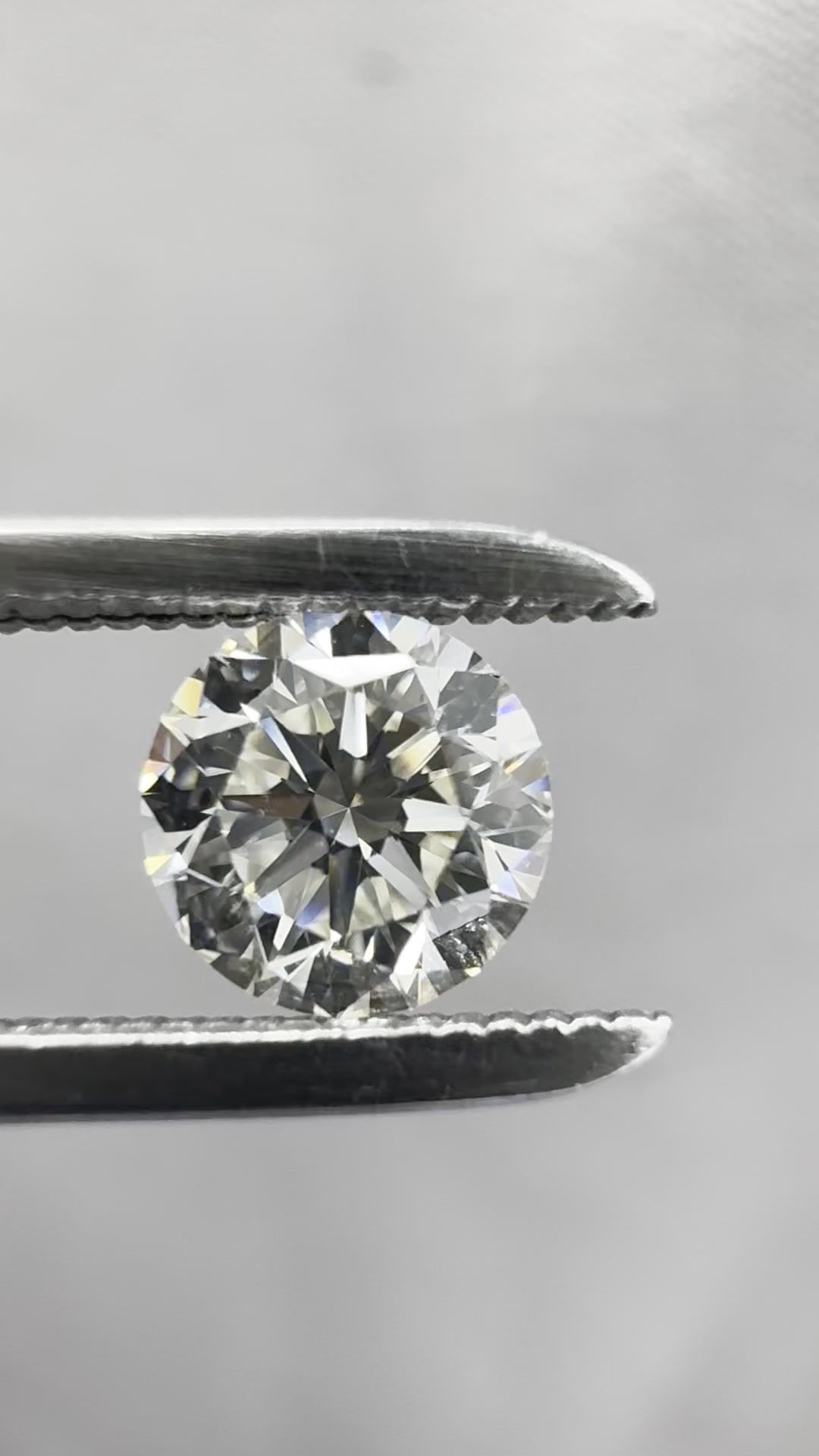 0.51 ct Round Diamond