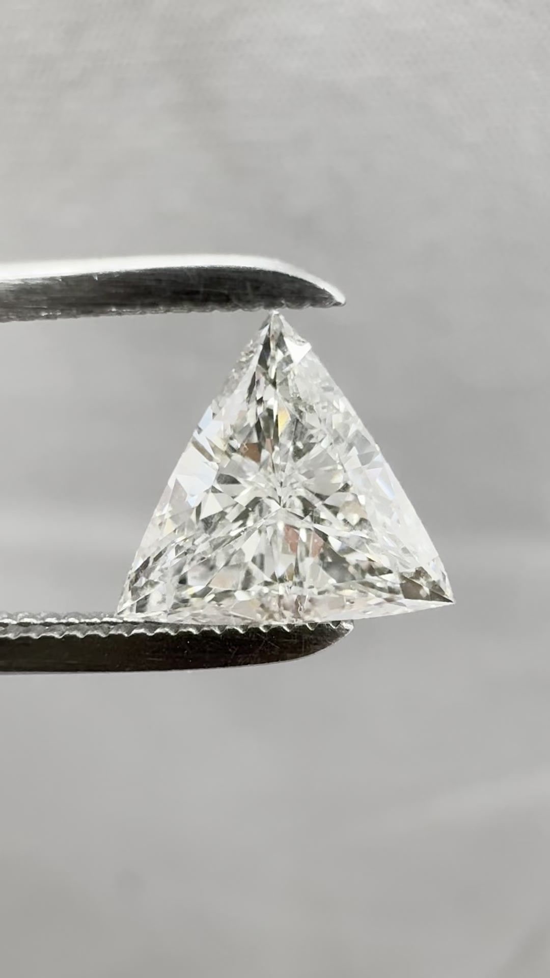 0.71 ct Triangular Diamond