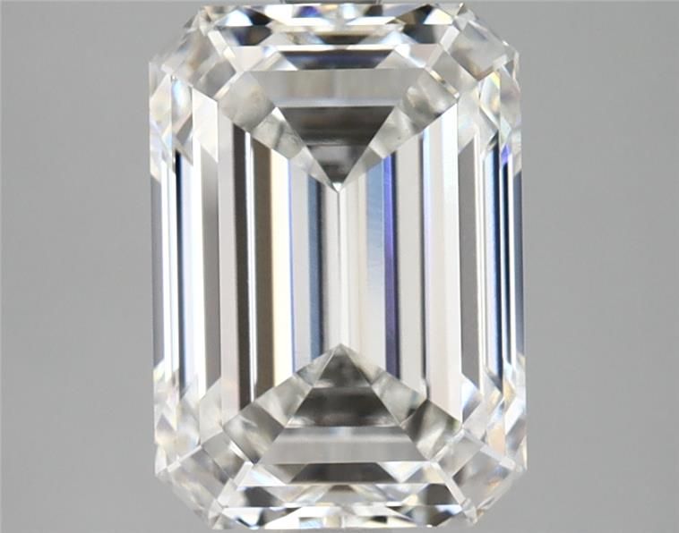 3.36 ct Emerald diamond