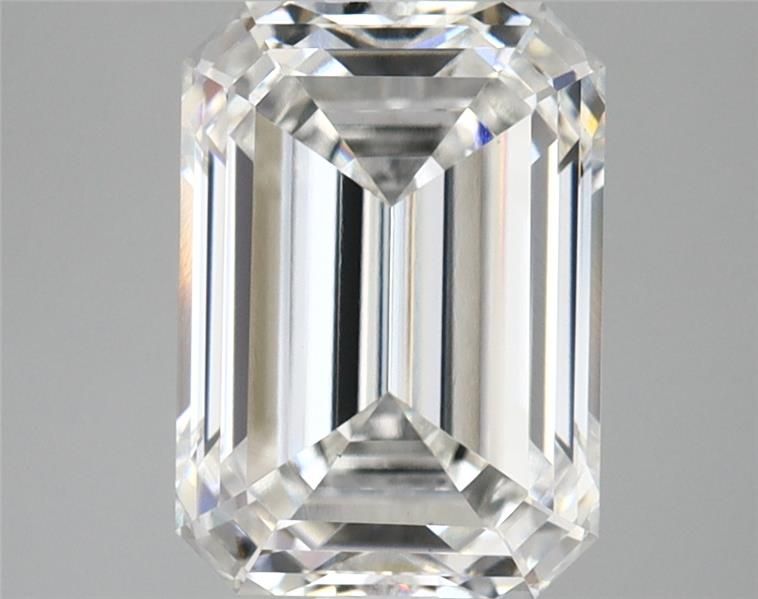 3.31 ct Emerald diamond