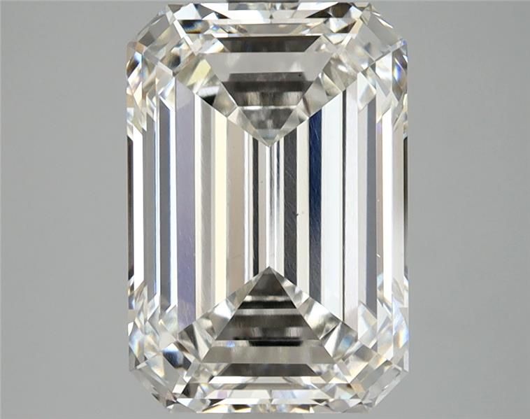 3.87 ct Emerald diamond