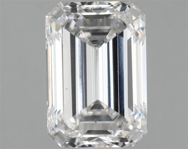 2.82 ct Emerald diamond
