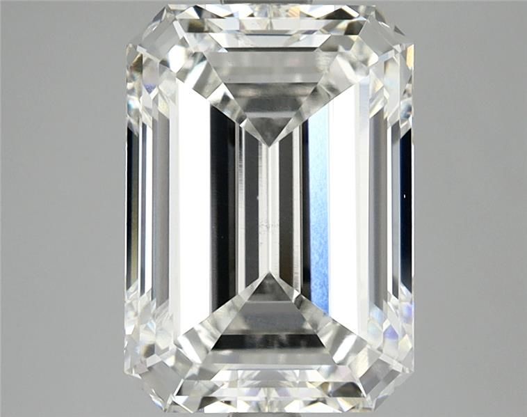 3.84 ct Emerald diamond