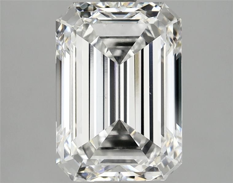 3.02 ct Emerald diamond