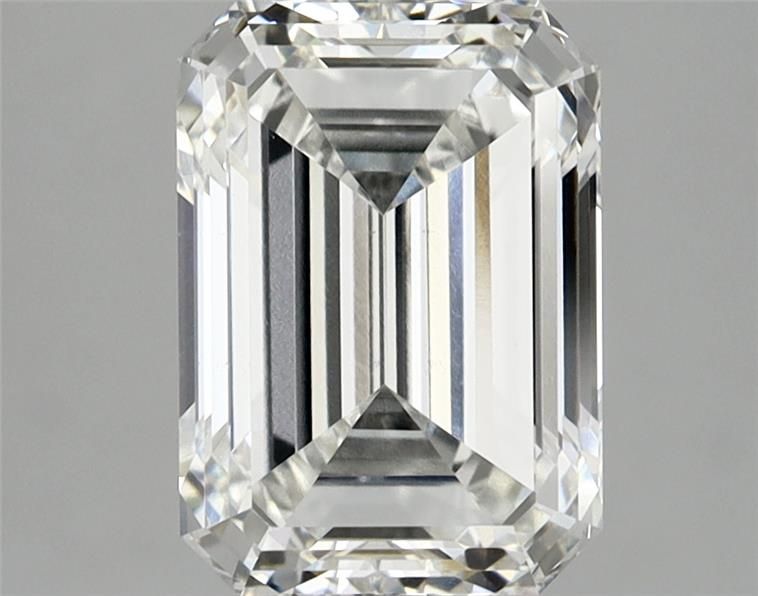 3.01 ct Emerald diamond