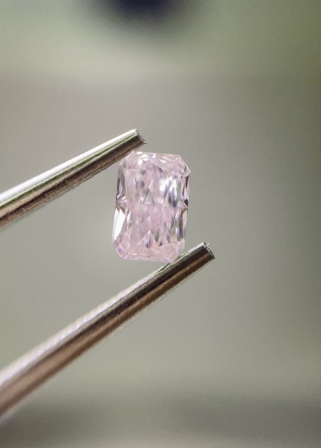 Diament 0.36 ct Fancy Light Orangey Pink/SI1