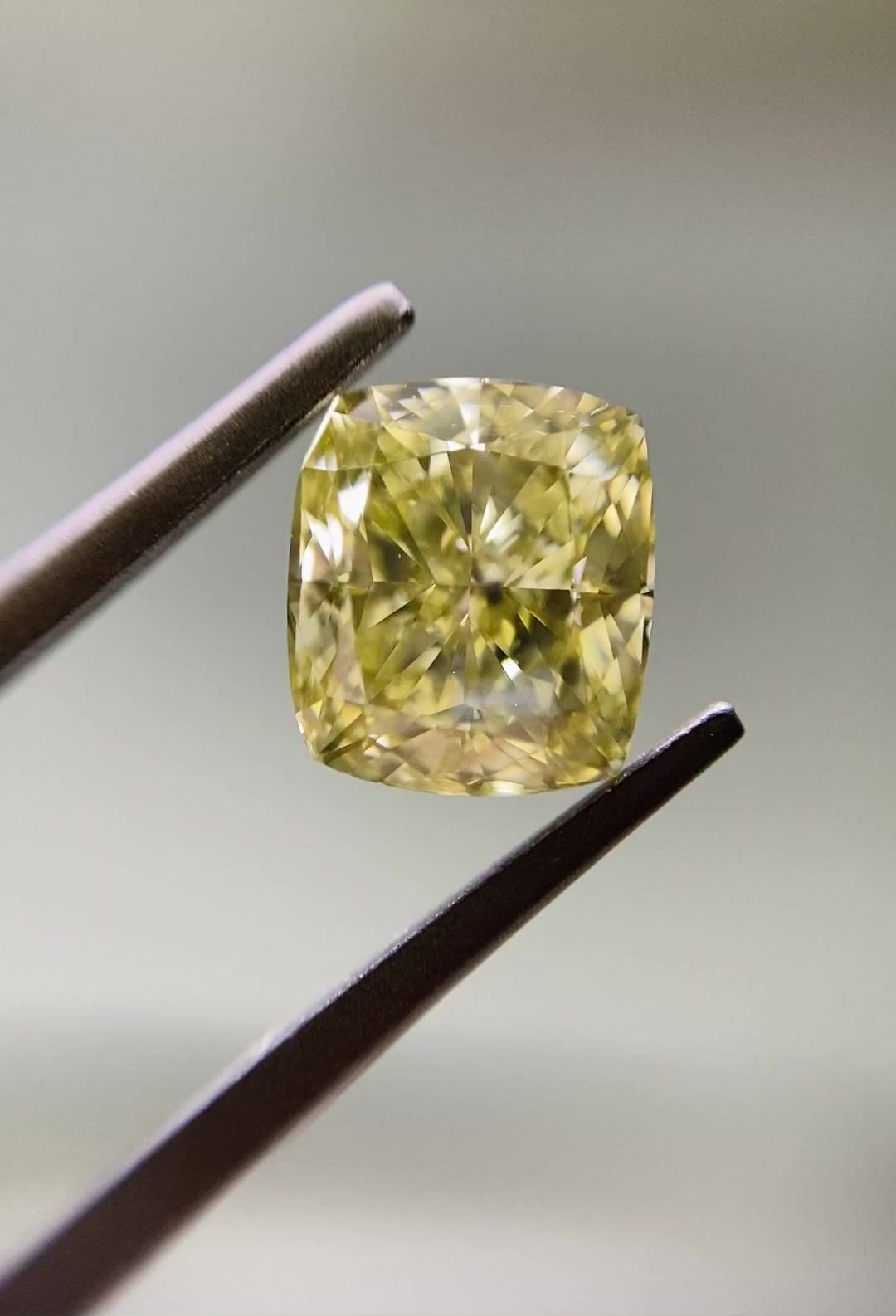 Diament 1.81 ct Fancy Brownish Greenish Yellow/SI2