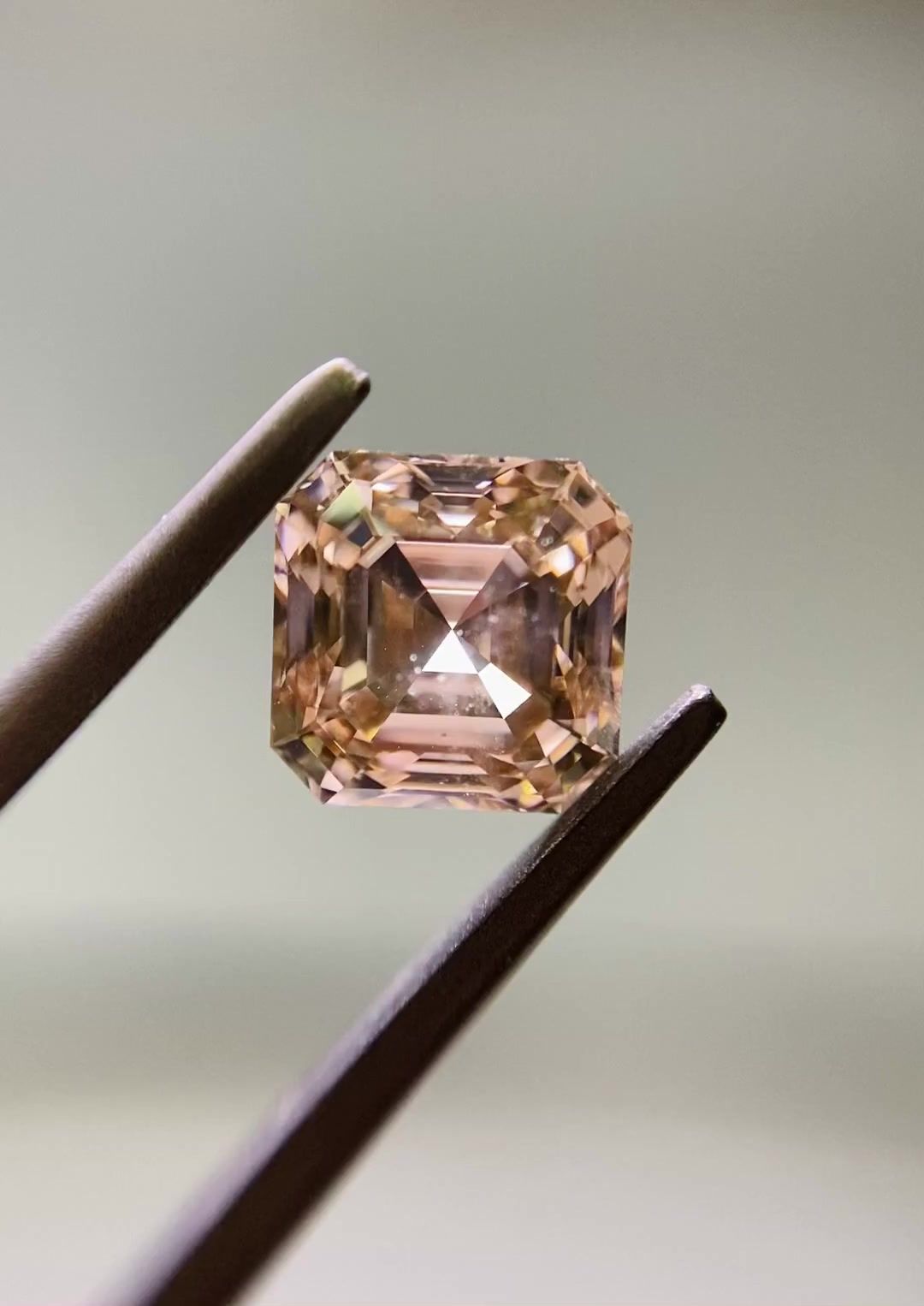 1.2 ct Square emerald Diamond