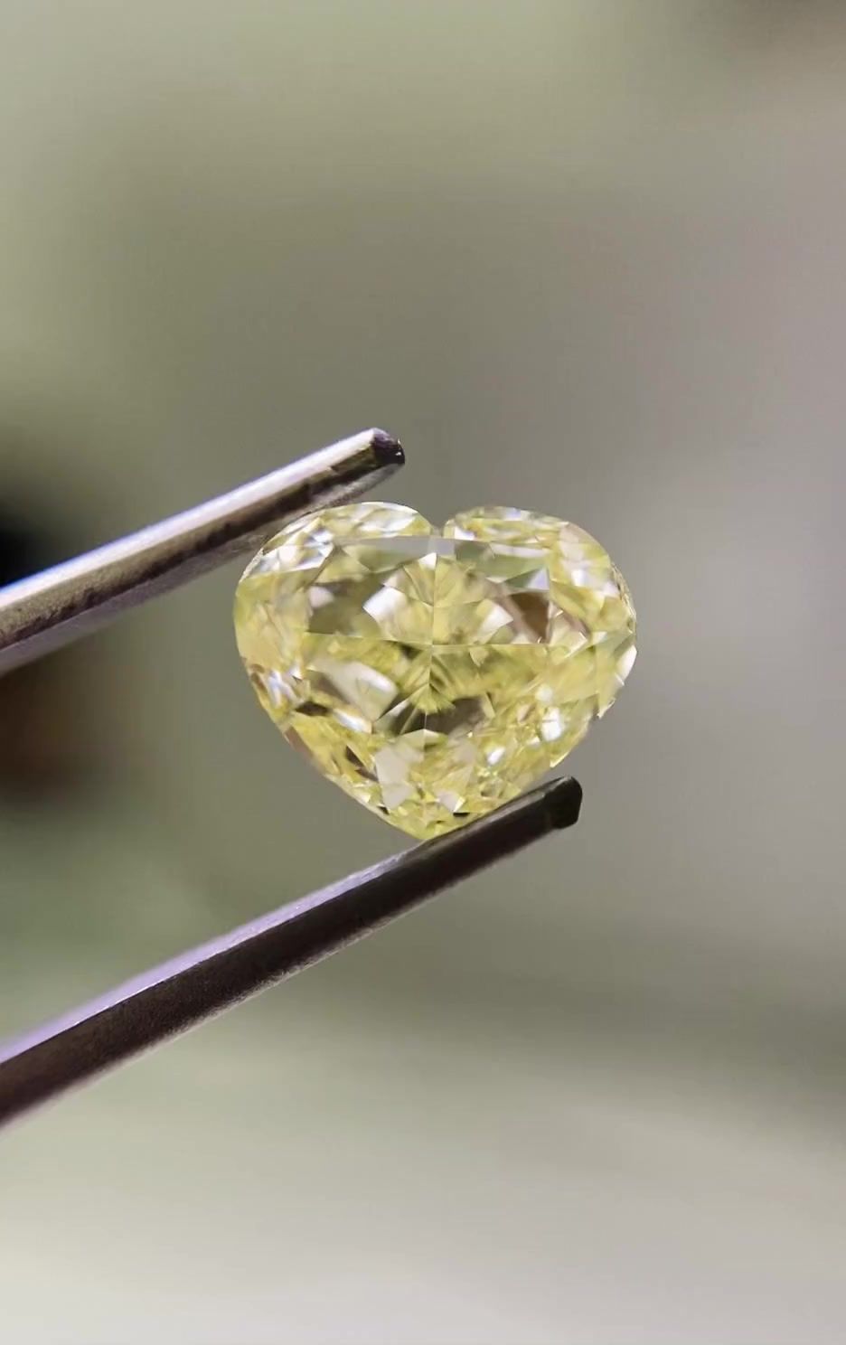 Diament 1.01 ct Fancy Yellow/SI1