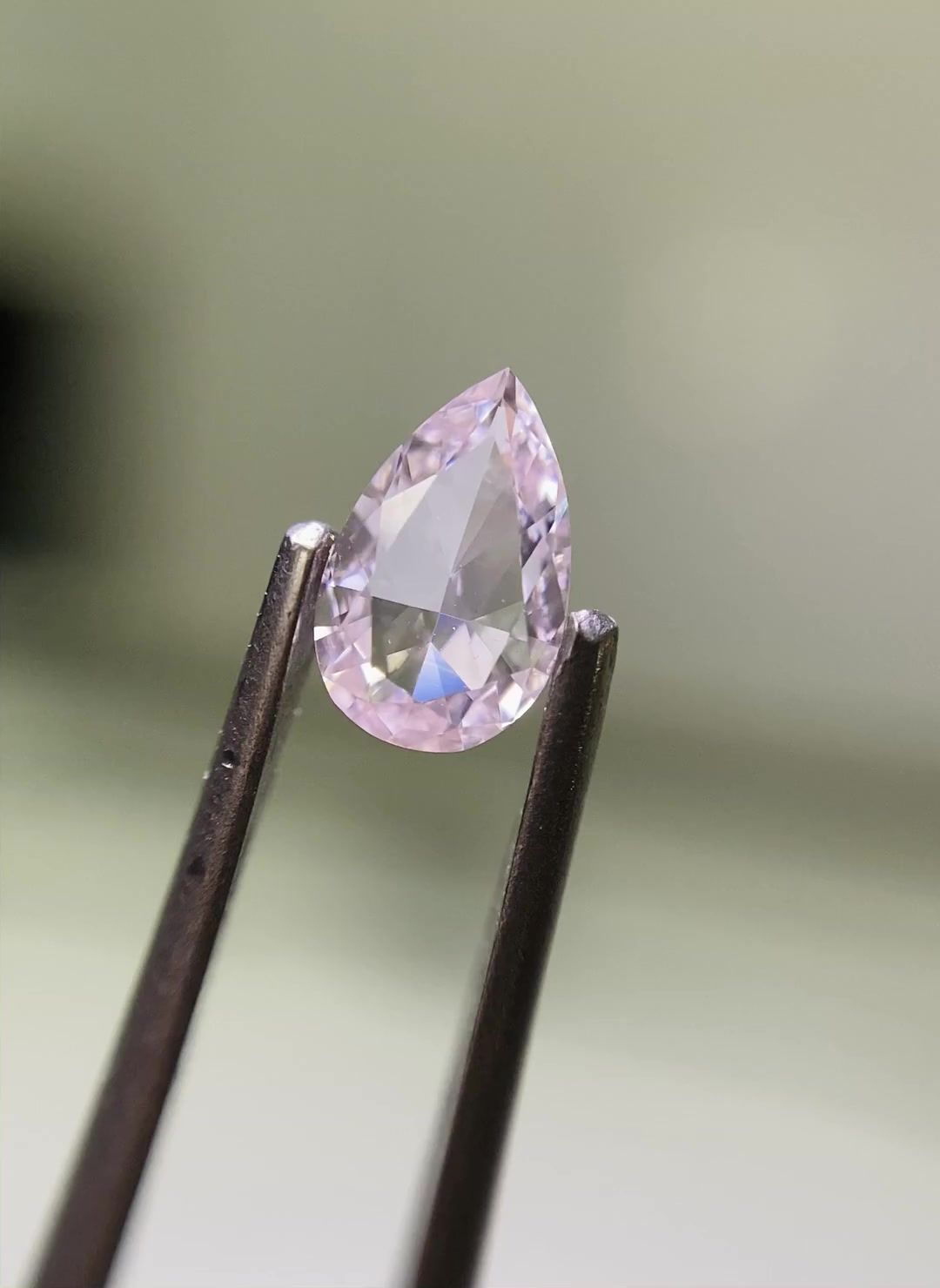 Diament 0.26 ct Light Pink/VS1
