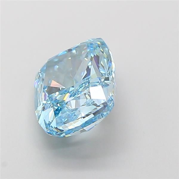 3.01 ct Cushion Modified diamond