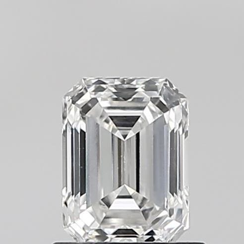 0.80 ct Emerald diamond