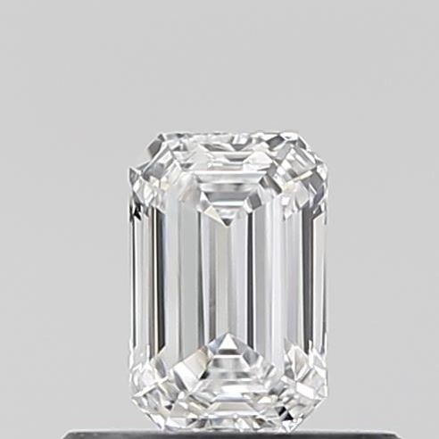 0.38 ct lab-grown Emerald Diamond