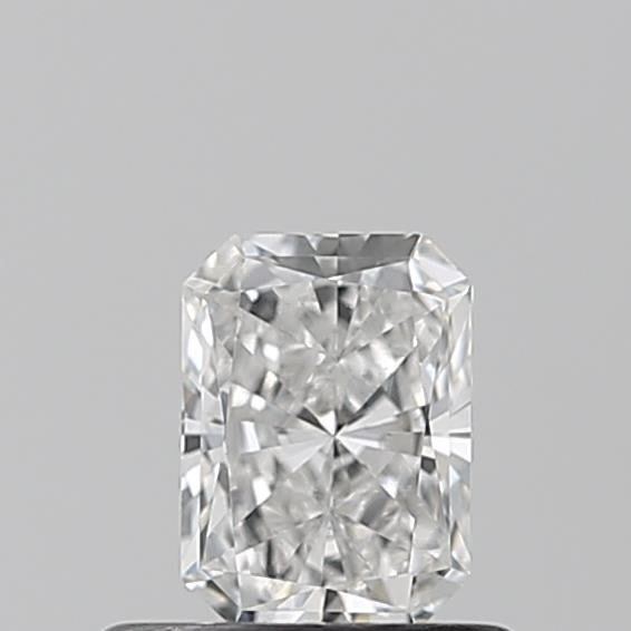 0.48 ct lab-grown Radiant Diamond