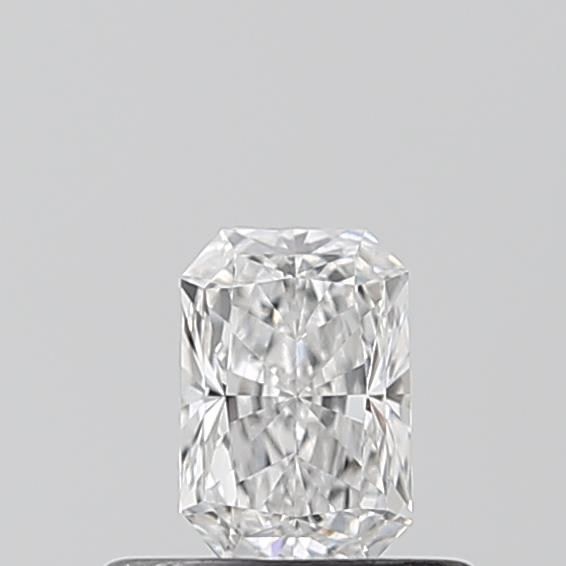 0.38 ct lab-grown Radiant Diamond