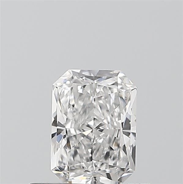 0.4 ct lab-grown Radiant Diamond