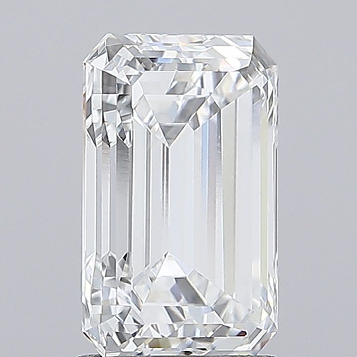 3.06 ct Emerald diamond