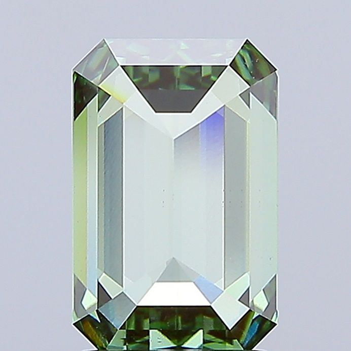 2.99 ct Emerald diamond