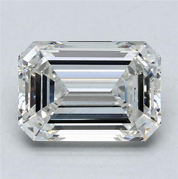 3.96 ct Emerald diamond