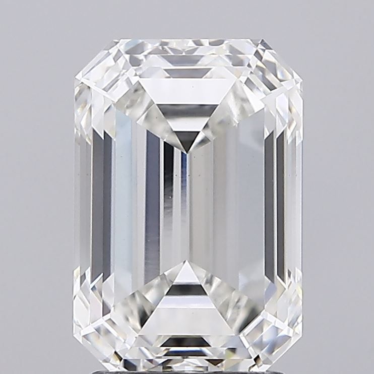3.16 ct Emerald diamond