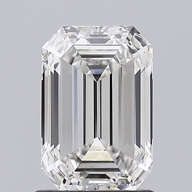 1.52 ct lab-grown Emerald Diamond