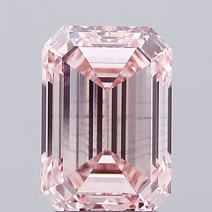 2.21 ct Emerald diamond