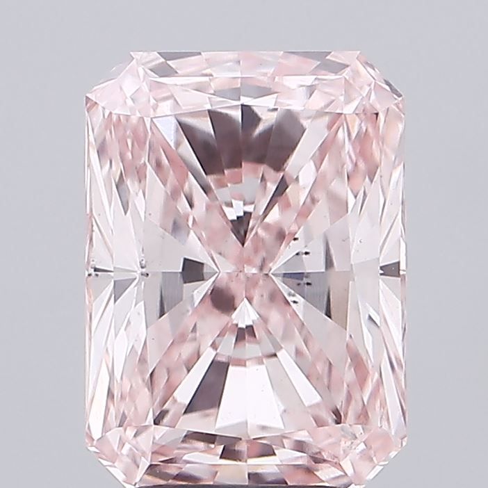 3.29 ct Radiant diamond