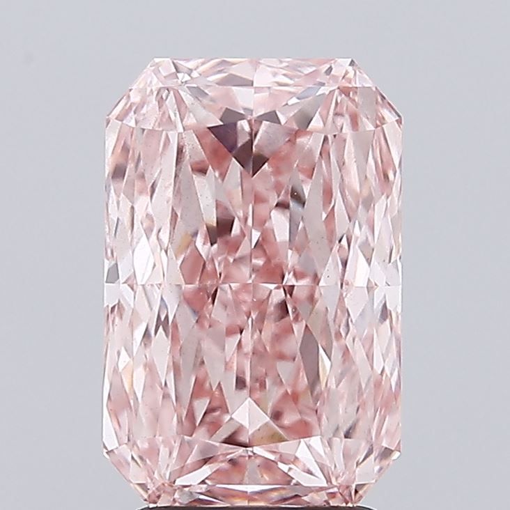 3.09 ct Radiant diamond