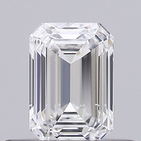 0.32 ct Emerald Diamond